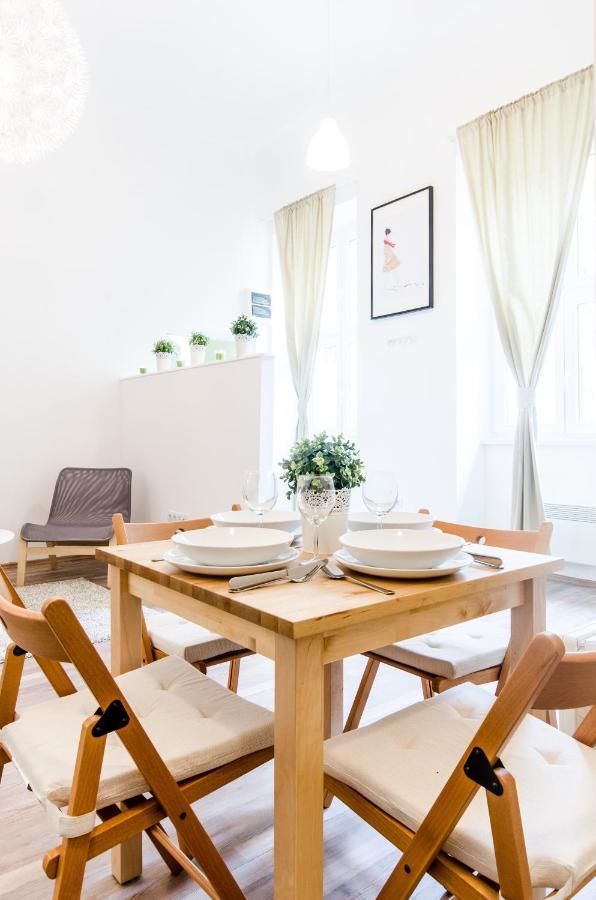 N28 Deluxe Apartment Budapest Exterior photo